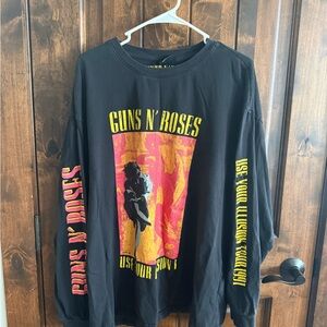 H&M Black Guns N' Roses Long Sleeve Tee